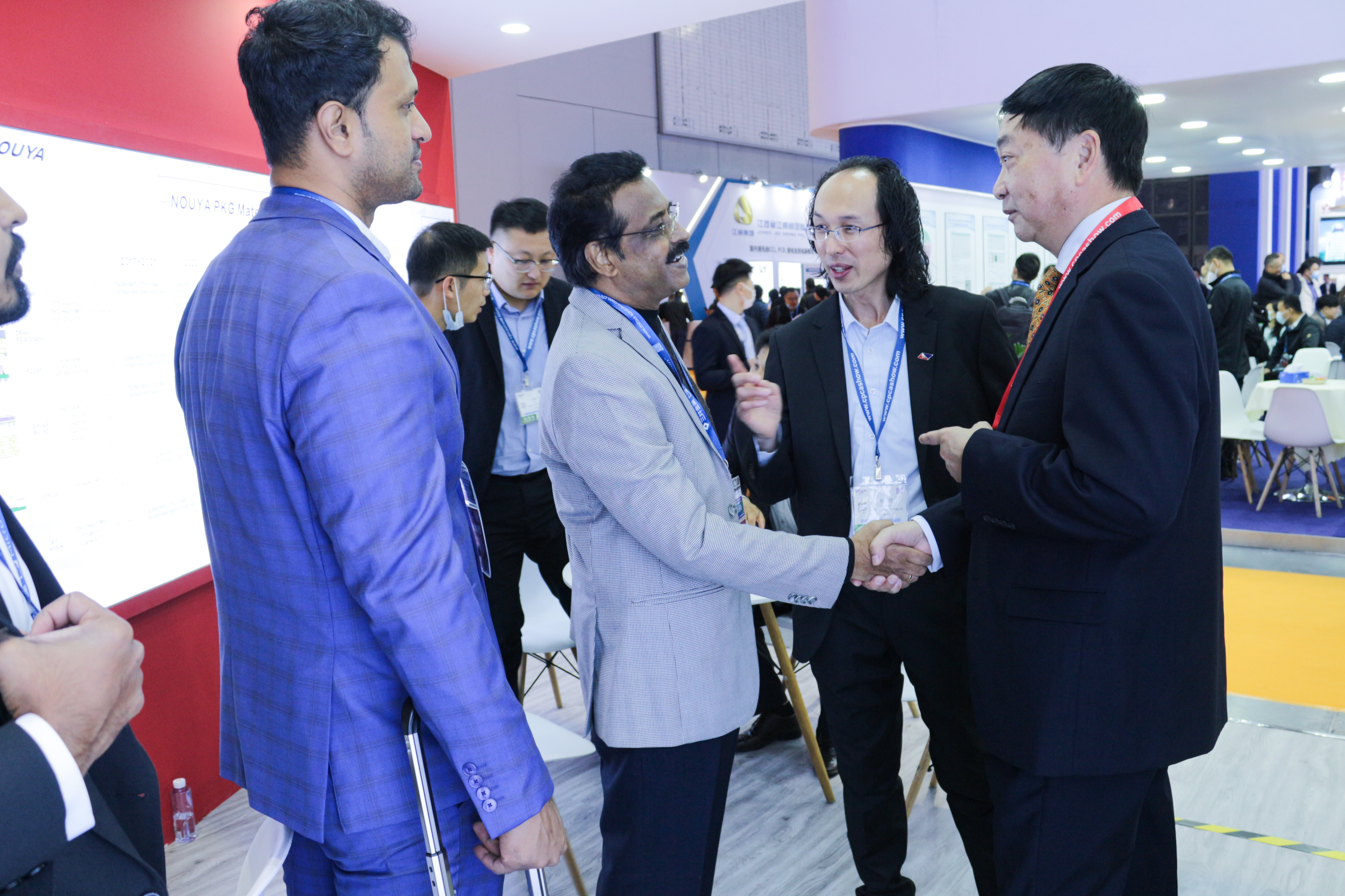 共贏數(shù)智時(shí)代 南亞新材精彩亮相2023 CPCA SHOW(圖3) 共贏數(shù)智時(shí)代 南亞新材精彩亮相2023 CPCA SHOW(圖3)